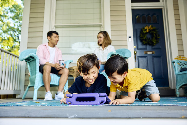 Read more about the article Serving Those Who Serve: How Public Media Contributes to Community Connection of Military Families